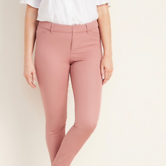 Old Navy Pants - Old Navy Petite Pixie Pant
